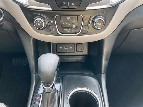 Used 2023 Chevrolet Equinox LS w/ LS Convenience Package AWD/4WD image 24