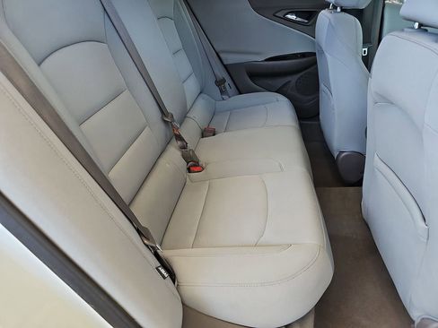 Used 2020 Chevrolet Malibu LS w/ Driver Confidence Package II FWD image 16