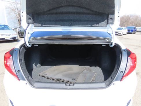 Used 2020 Honda Civic Sport image 12