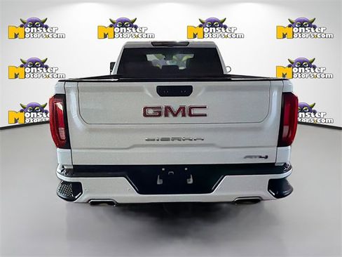 Used 2024 GMC Sierra 1500 AT4 w/ Technology Package image 5