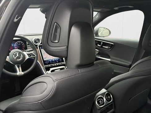 New 2025 Mercedes-Benz C 300 4MATIC Sedan image 18