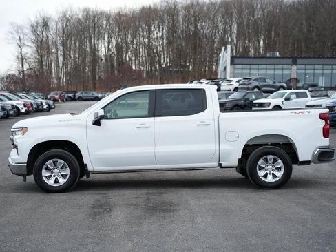 Used 2025 Chevrolet Silverado 1500 LT image 8