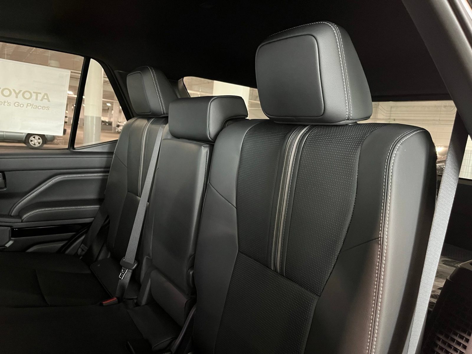 New 2026 Toyota 4Runner Limited AWD/4WD image 36