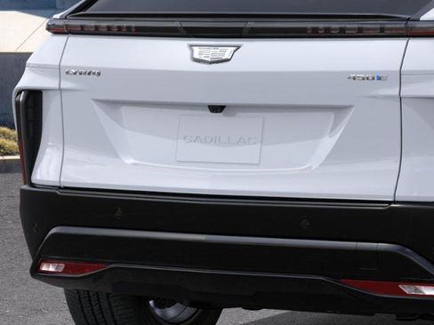 New 2026 Cadillac Lyriq Sport RWD image 38