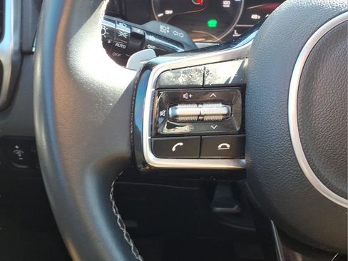 Used 2023 Kia Sorento EX AWD/4WD image 16