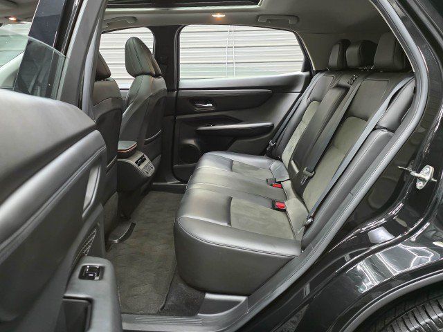 Used 2023 Nissan Ariya FWD image 18