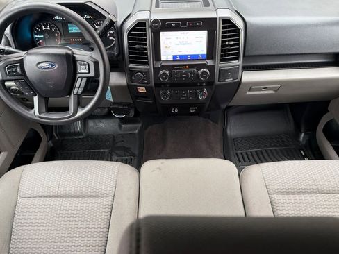 Used 2020 Ford F150 XLT image 3