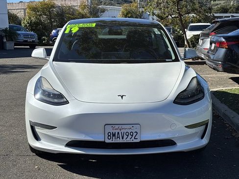 Used 2019 Tesla Model 3 Mid Range image 7