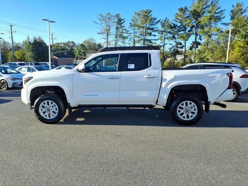 New 2025 Toyota Tacoma SR5 image 6