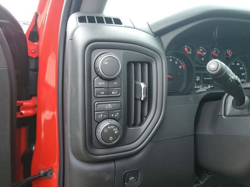New 2026 Chevrolet Silverado 1500 Custom w/ Turbomax Blackout Package AWD/4WD image 20