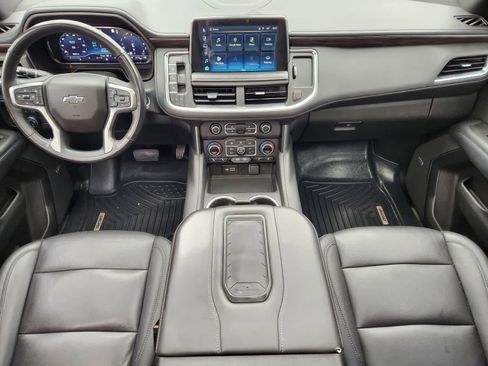 Used 2022 Chevrolet Tahoe Z71 w/ Luxury Package AWD/4WD image 25