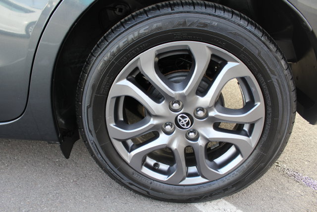 Used 2019 Toyota Yaris LE FWD image 9
