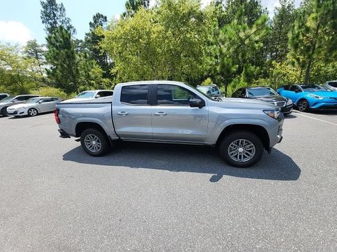 Used 2024 Chevrolet Colorado LT w/ LT Convenience Package II RWD image 15