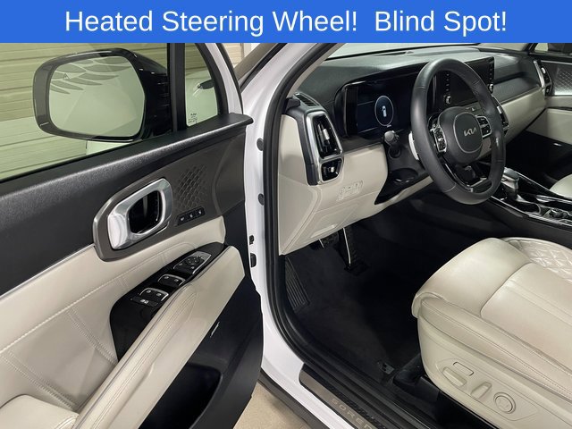 Used 2023 Kia Sorento SX AWD/4WD image 10