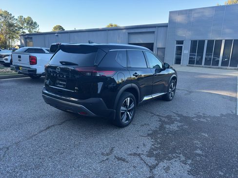 Certified 2023 Nissan Rogue SL image 4