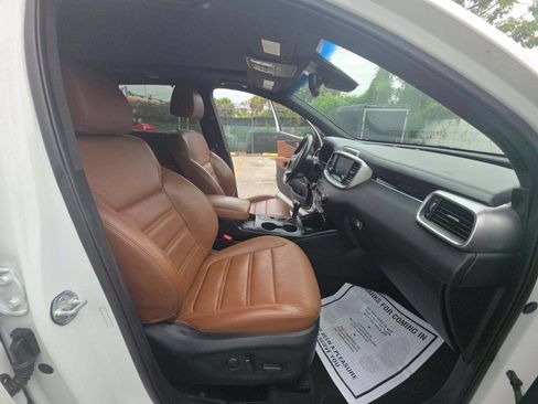 Used 2019 Kia Sorento SX FWD image 7