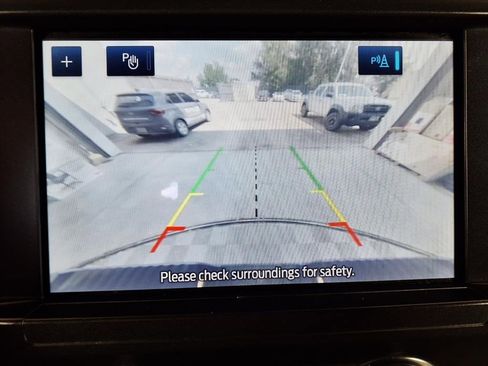 Used 2022 Ford F150 XLT image 4