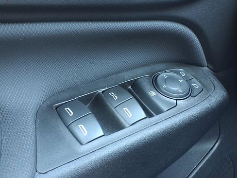 Used 2022 Chevrolet Equinox RS w/ RS Leather Package FWD image 22