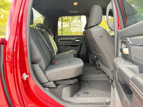 New 2026 RAM 2500 Big Horn AWD/4WD image 25