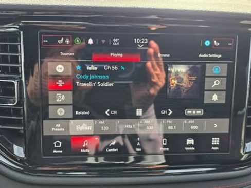 Used 2025 Dodge Durango GT AWD/4WD image 22