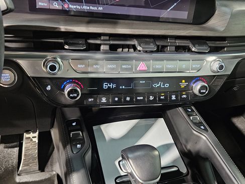 Used 2023 Kia Telluride SX X-Line AWD/4WD image 34