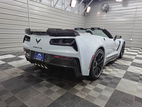 Used 2018 Chevrolet Corvette Z06 w/ Carbon 65 Edition RWD image 5