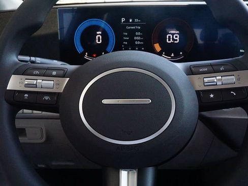 New 2027 Hyundai Kona SE FWD image 12