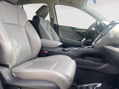 Certified 2025 Subaru Legacy Limited AWD/4WD image 4