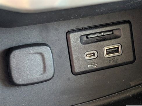 Used 2020 GMC Acadia Denali w/ Technology Package image 24