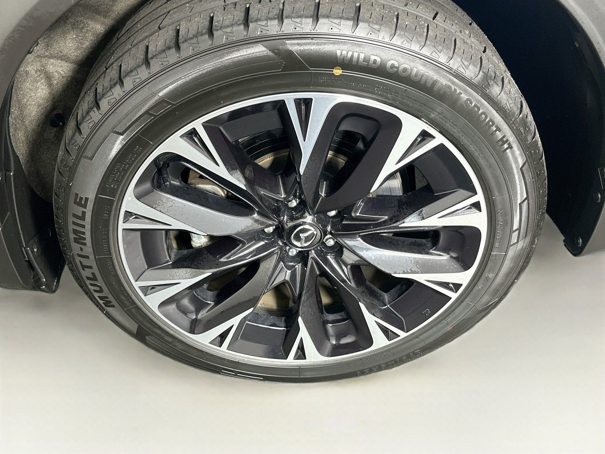 Used 2024 MAZDA CX-90 Plug-In Hybrid w/ Premium Pkg AWD/4WD image 11
