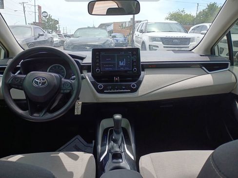 Used 2021 Toyota Corolla LE FWD image 10