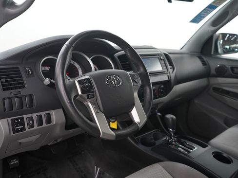 Used 2015 Toyota Tacoma PreRunner w/ Convenience Package RWD image 23