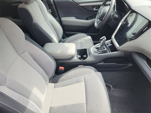 Used 2023 Subaru Outback Premium image 14