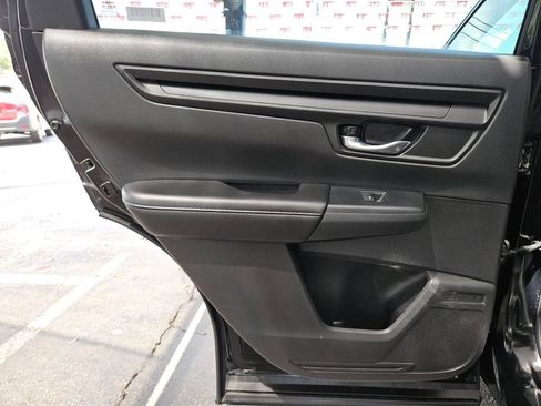 Used 2025 Honda CR-V LX image 18