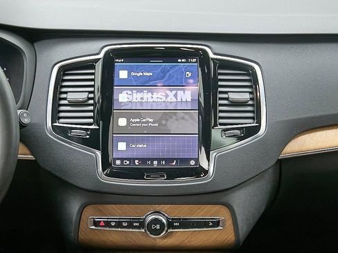 Used 2023 Volvo XC90 B6 Plus w/ Protection Package Premier image 31