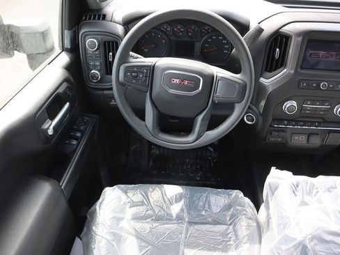 New 2025 GMC Sierra 2500 Pro image 7