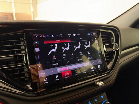 Used 2024 Dodge Durango GT image 24