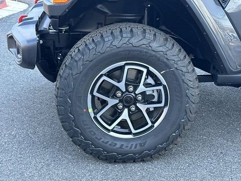 New 2026 Jeep Wrangler Unlimited Rubicon w/ Safety Group image 11