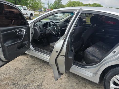 Used 2016 Nissan Altima 2.5 S w/ Power Driver Seat Package FWD image 8