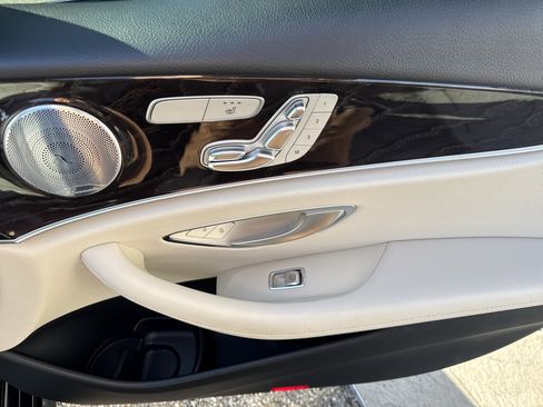 Certified 2019 Mercedes-Benz E 300 image 17