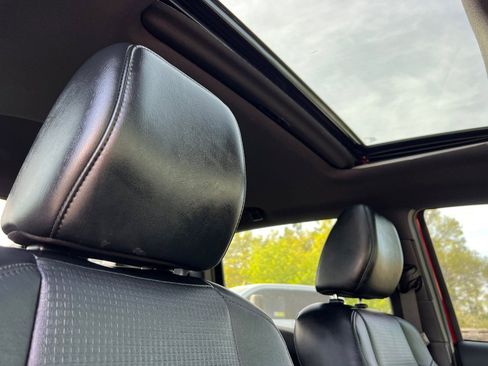 Used 2021 Toyota Tacoma TRD Sport w/ TRD Premium Sport Package image 17