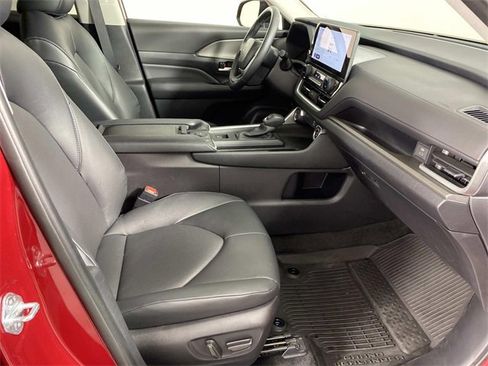 Used 2025 Toyota Grand Highlander AWD Hybrid image 11
