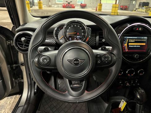 Used 2019 MINI Cooper S FWD image 17