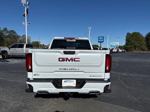 New 2026 GMC Sierra 1500 Denali image 4
