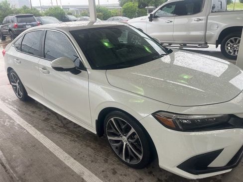 Used 2024 Honda Civic Touring image 1