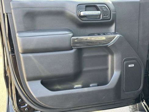 Used 2020 Chevrolet Silverado 1500 LTZ w/ LTZ Premium Package image 20