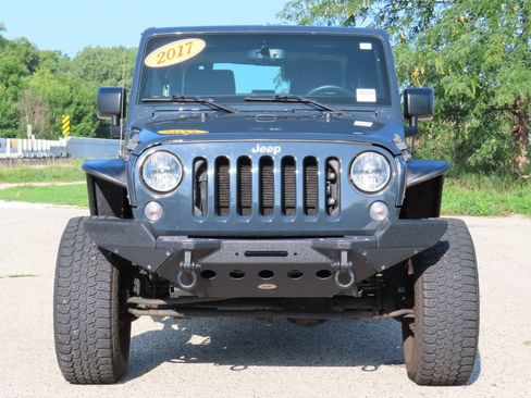 Used 2017 Jeep Wrangler Sport w/ Quick Order Package 24S AWD/4WD image 13