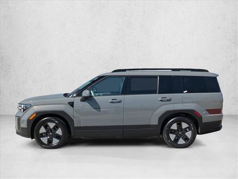 Used 2025 Hyundai Santa Fe SEL AWD/4WD image 9