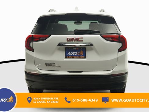 Used 2019 GMC Terrain SLE w/ Driver Convenience Package FWD image 10