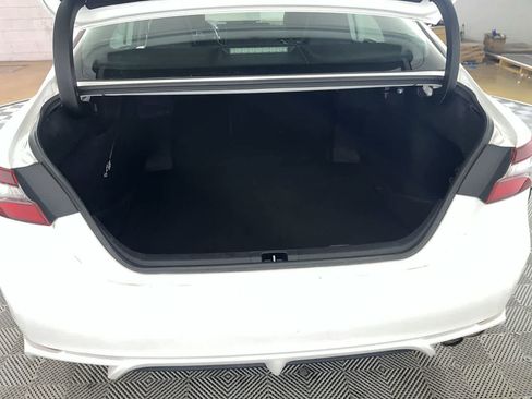 Used 2021 Toyota Camry SE image 27